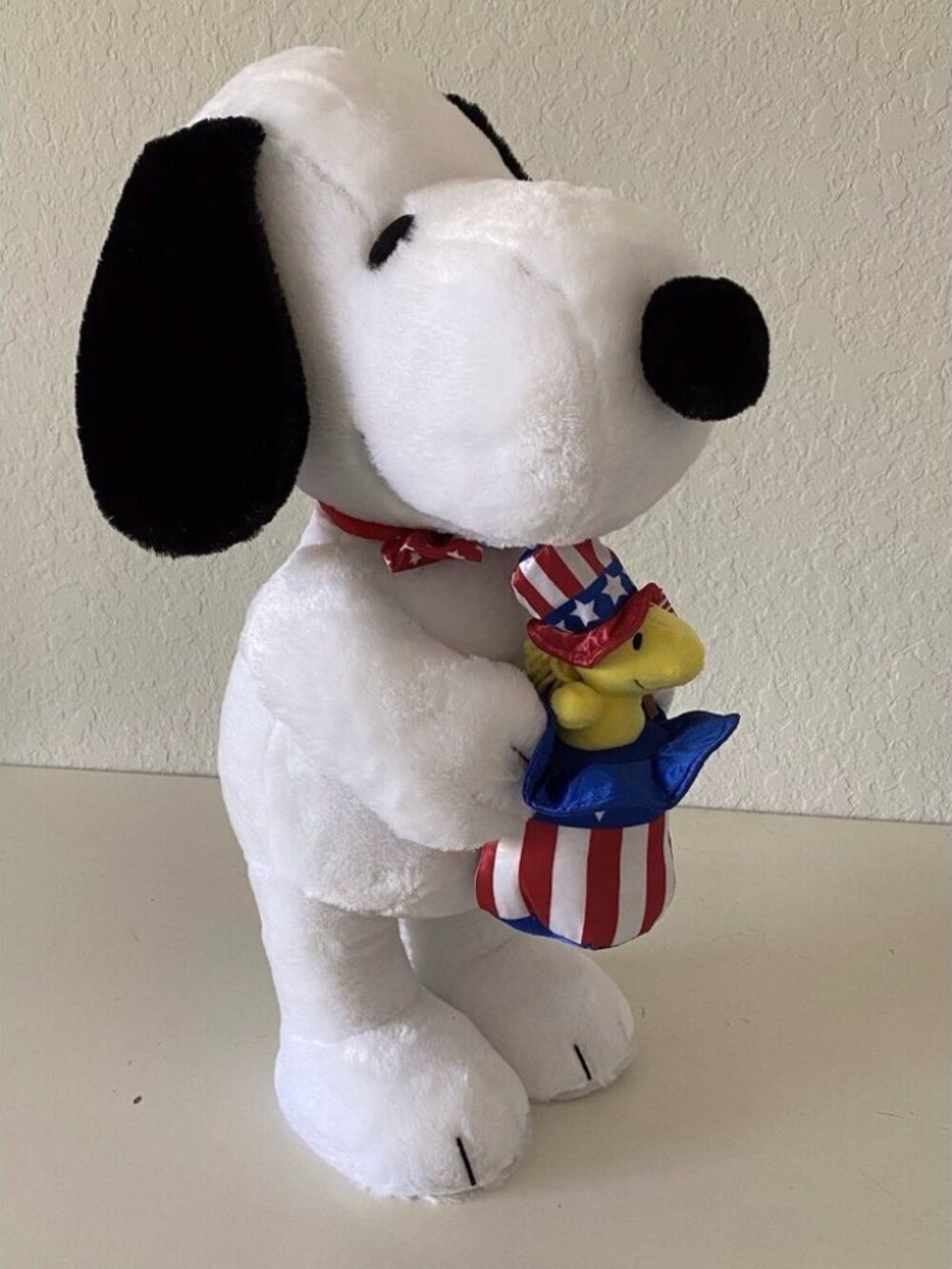 Peanuts Snoopy Woodstock 4th of July Door Porch Greeter Patriotic Plush 22” NEW